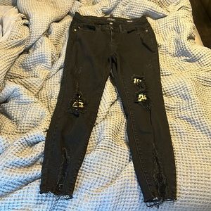 Judy Blue Black Destroyed Leopard Patch Skinny